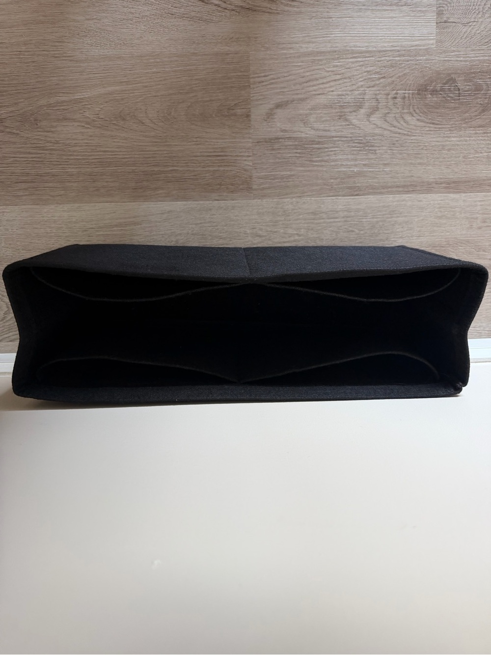 Saint Laurent Black Tote with Cream Logo Embroidery - Picture 4 of 4